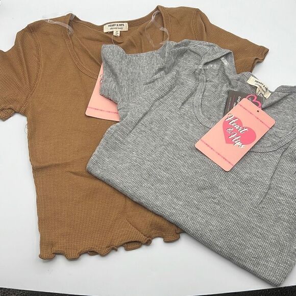 Hearts & Hips bundle various sizes crop top - Picture 1 of 3